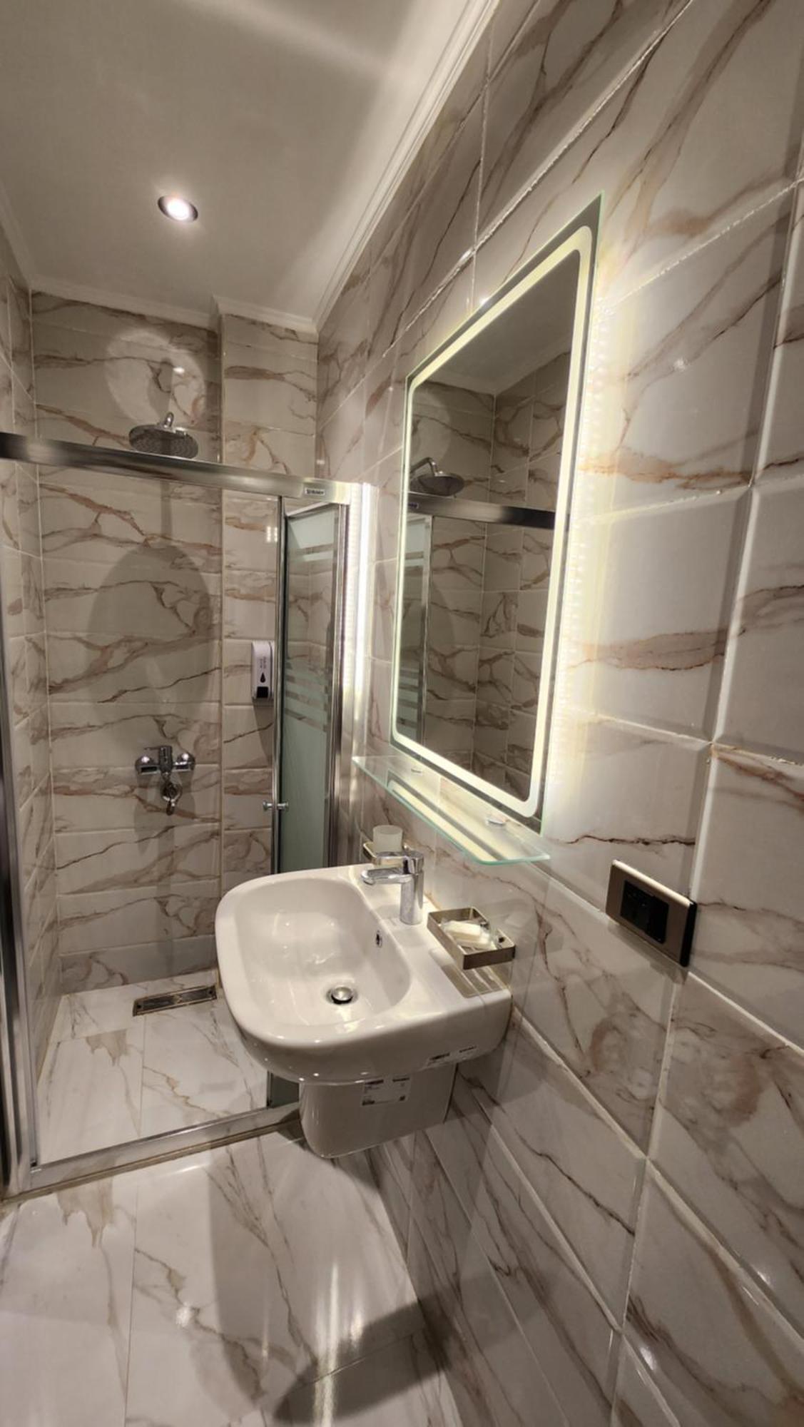 Hotel Helio 2*